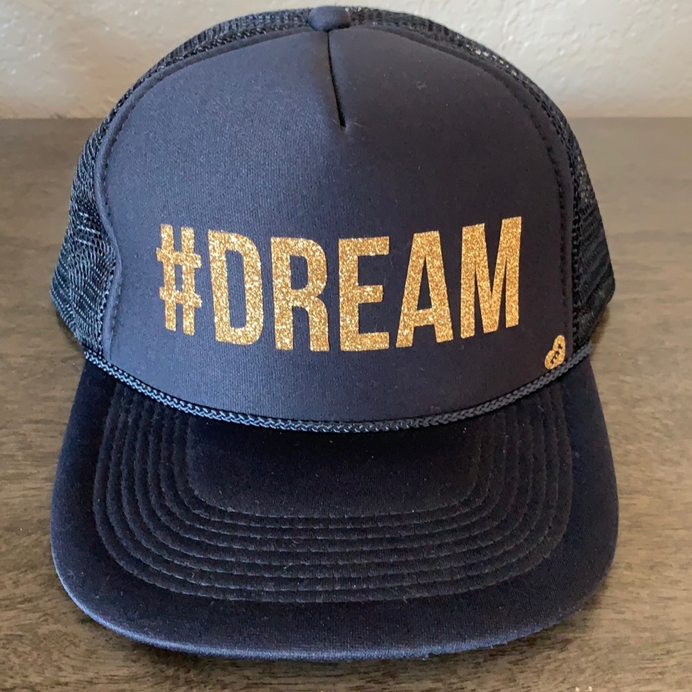 Trucker hat #DREAM